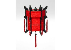 Lampion en Bois et Soie Rouge de la ville de Hoi An au Vietnam - Lanterne Asiatique par art-saigon.com
