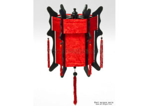 Lampion Asiatique en Bois et Soie Rouge de la ville de Hoi An au Vietnam, Lanterne Traditionnel en Tissu, Bambou et Bois |Décoration et Artisanat Asiatique - Article vendu par la Boutique Art-saigon.com