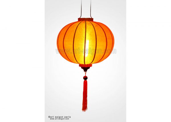 Lampion Traditionnel en Soie Orange de la ville de Hoi An au Vietnam, Lanterne Asiatique en Tissu, Bambou et Bois. Article vendu par la Boutique Art-saigon.com