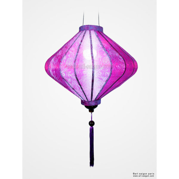 Lampion Traditionnel en Soie Mauve de la ville de Hoi An au Vietnam, Lanterne Asiatique en Tissu, Bambou et Bois. Article vendu par la Boutique Art-saigon.com