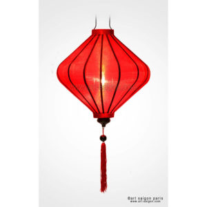 Lampion & Lanterne Asiatique en Soie, Bambou et Bois de couleur Rouge de la ville Hoi An au Vietnam pour votre décoration. Article vendu par la Boutique Art-saigon.com