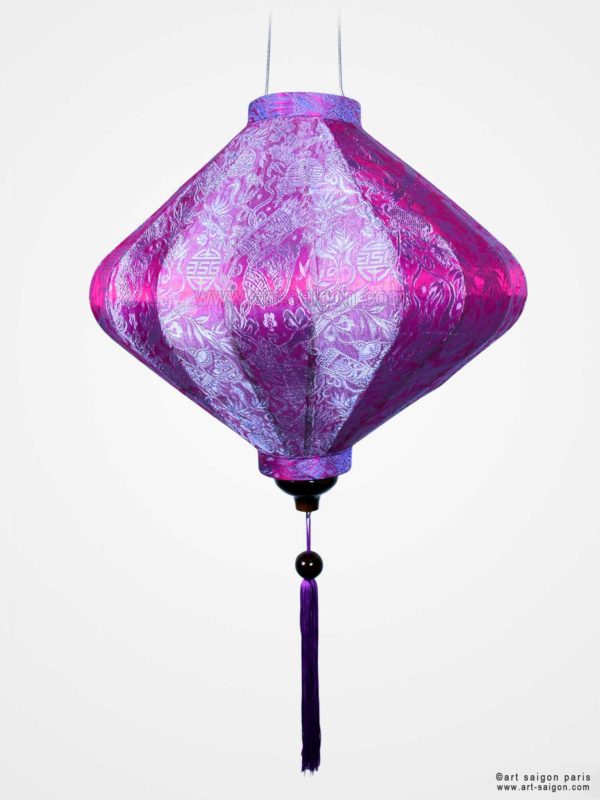 Lampion Traditionnel en Soie Mauve de la ville de Hoi An au Vietnam, Lanterne Asiatique en Tissu, Bambou et Bois |Décoration et Artisanat d'Asie - Article vendu par la Boutique Art-saigon.com