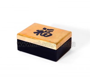 Boite bijoux en bois laqué, symbole chinois Bonheur, fabrication artisanale et peinte à la main au Vietnam. Article vendu par la Boutique Art-saigon.com