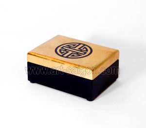 Boite Bijoux en Bois Laqué, symbole Chinois Longévité, fabrication artisanale et peinte à la main au Vietnam. Article vendu par la Boutique Art-saigon.com