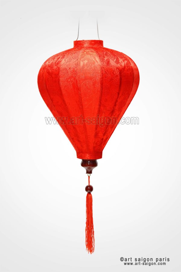 Lampion en Soie Rouge de la ville de Hoi An au Vietnam, Lanterne Asiatique en Tissu, Bambou et Bois. Article vendu par la Boutique Art-saigon.com