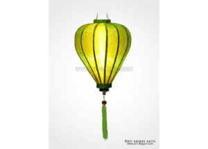 Lampion Traditionnel en Soie Vert de la ville de Hoi An au Vietnam, Lanterne Asiatique en Tissu, Bambou et Bois |Décoration et Artisanat Asiatique - Article vendu par la Boutique Art-saigon.com