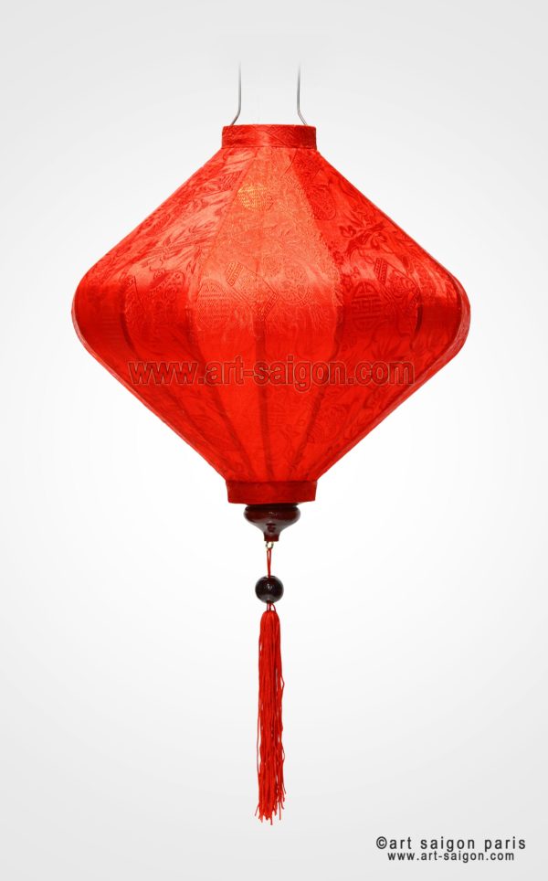 Lampion en Soie Rouge de la ville de Hoi An au Vietnam, Lanterne Asiatique en Tissu, Bambou et Bois. Article vendu par la Boutique Art-saigon.com