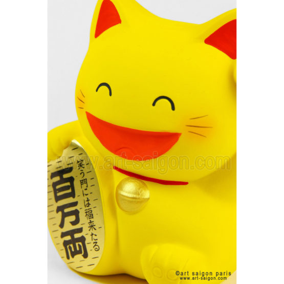 daruma porte bonheur japonais japon argile jaune decoration asiatique art-saigon