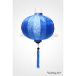 Lampion Traditionnel en Soie Bleu de la ville de Hoi An au Vietnam, Lanterne Asiatique en Tissu, Bambou et Bois |Décoration et Artisanat Asiatique - Article vendu par la Boutique Art-saigon.com
