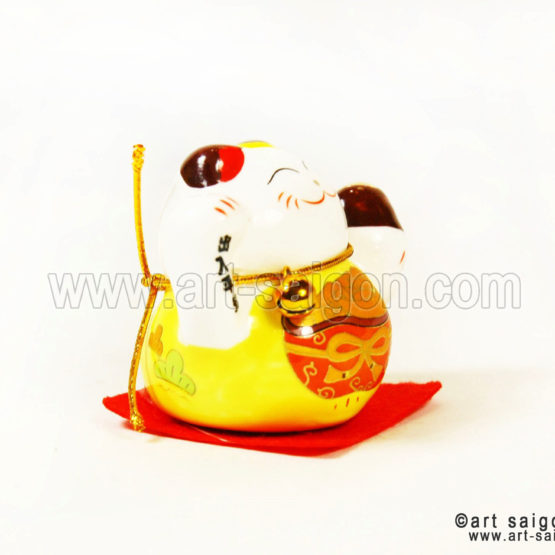 maneki neko chat porte bonheur japonais japon porcelaine blanc decoration asiatique art-saigon jaune doré