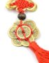 Le nœud Chinois lotus rouge avec 8 Pièces de Monnaie