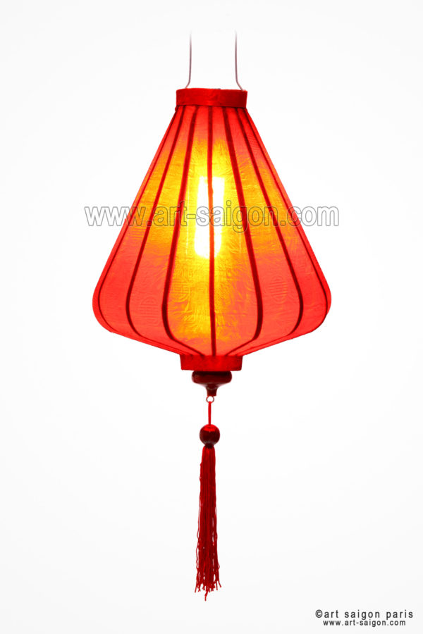 Lampion Traditionnel en Soie Rouge de la ville de Hoi An au Vietnam, Lanterne Asiatique en Tissu, Bambou et Bois |Décoration et Artisanat d'Asie - Article vendu par la Boutique Art-saigon.com