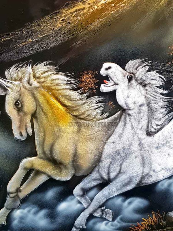 Tableau en Bois Laqué Peint, Fabriqué à la main, Motif Les 8 Chevaux du Bonheur. Peinture et Panneau Murale du Vietnam. Décoration et Artisanat Asiatique | Article vendu par la Boutique Art-Saigon.com
