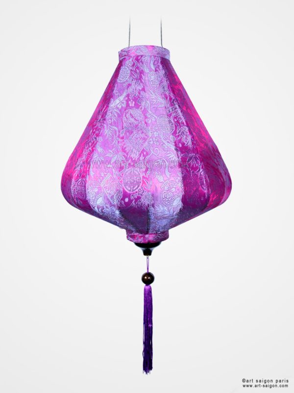 Lampion Traditionnel en Soie Mauve de la ville de Hoi An au Vietnam, Lanterne Asiatique en Tissu, Bambou et Bois. Article vendu par la Boutique Art-saigon.com