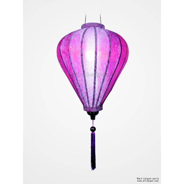 Lampion Traditionnel en Soie Mauve de la ville de Hoi An au Vietnam, Lanterne Asiatique en Tissu, Bambou et Bois. Article vendu par la Boutique Art-saigon.com