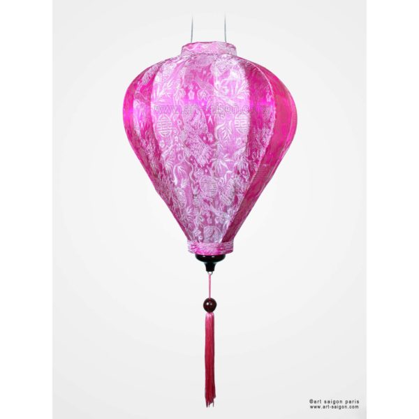 Lampion Traditionnel en Soie Rose de la ville de Hoi An au Vietnam, Lanterne Asiatique en Tissu, Bambou et Bois. Article vendu par la Boutique Art-saigon.com