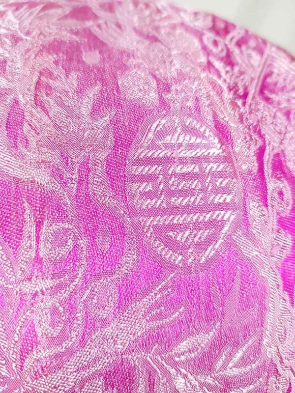 Lampion Traditionnel en Soie Rose de la ville de Hoi An au Vietnam, Lanterne Asiatique en Tissu, Bambou et Bois. Article vendu par la Boutique Art-saigon.com