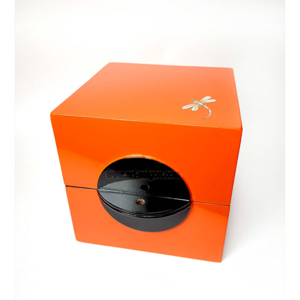 Coffret Boite Cube en Bois Laqué, fabrication artisanale et peinte à la main. Décoration du Vietnam. Article vendu par la Boutique Art-saigon.com