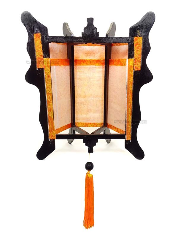Applique en soie orange de la ville de Hoi An au Vietnam par Art Saigon