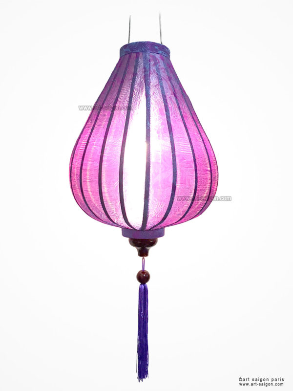 Lampion en Soie Mauve de la ville de Hoi An au Vietnam, Lanterne Asiatique en Tissu, Bambou et Bois. Article vendu par la Boutique Art-saigon.com