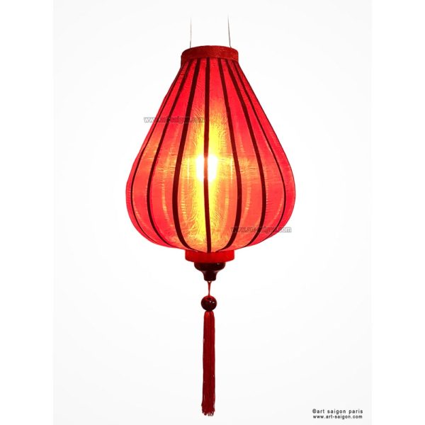 Lampion Asiatique en Soie Rouge de la ville de Hoi An au Vietnam, Lanterne Traditionnel en Tissu, Bambou et Bois |Décoration et Artisanat Asiatique - Article vendu par la Boutique Art-saigon.com