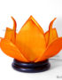 Lampe de chevet Fleur de Lotus en soie orange, fabrication artisanale à Hoi An au Vietnam. Article vendu par la Boutique Art-saigon.com