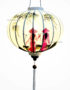 Lampion en Tissu de Lin de la ville de Hoi An au Vietnam peint à la main. Lanterne Asiatique en Tissu, Bambou et Bois. Article vendu par la Boutique Art-saigon.com