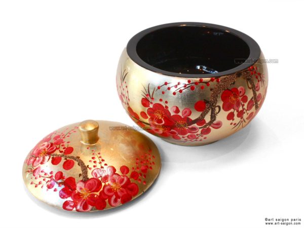 Boite Ronde en Bois Laqué Doré, Motif Fleurs de Cerisier Rouges. Décoration et Artisanat du Vietnam. Article vendu par la Boutique Art-saigon.com