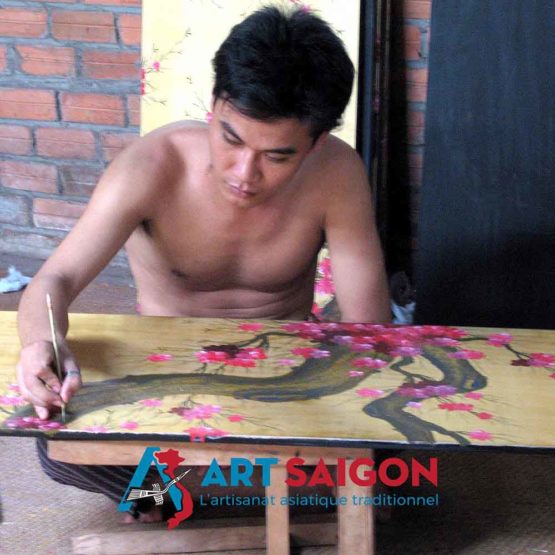 Atelier de Fabrication de la laque vietnamienne dans la province de Hồ Chí Minh au Vietnam | Boutique de Décoration et Artisanat Asiatique ART SAIGON | www.art-saigon.com
