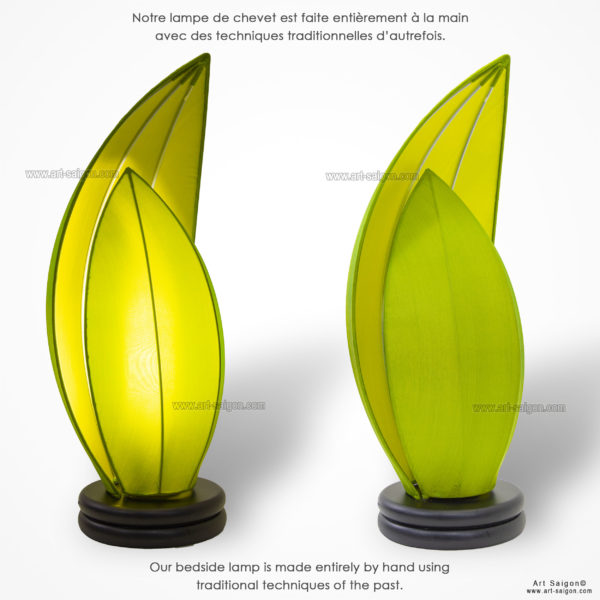 Lampe de Chevet en Pétale de Lotus en Tissu de Soie Vert, Lampe de Table de Hoi An au Vietnam. Fabrication Artisanale. Article vendu par la Boutique Art-saigon.com