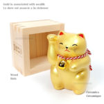 Maneki Neko, Fabriqué au Japon. Chat Porte Bonheur Japonais, Couleur Doré | Décoration et Artisanat Asiatique - Article vendu par la Boutique Art-Saigon.com