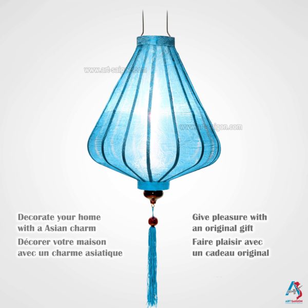 Lampion Asiatique en Soie Bleu Clair de la ville de Hoi An au Vietnam, Lanterne Traditionnel en Tissu, Bambou et Bois | Décoration et Artisanat Asiatique - Article vendu par la Boutique Art-saigon.com