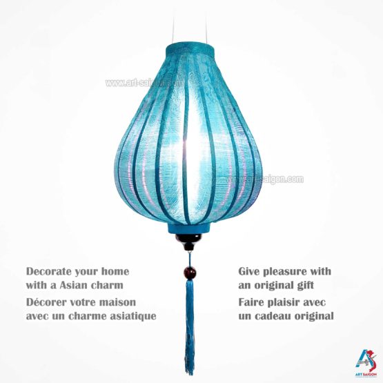 Lampion Asiatique en Soie Bleu Clair de la ville de Hoi An au Vietnam, Lanterne Traditionnel en Tissu, Bambou et Bois | Décoration et Artisanat Asiatique - Article vendu par la Boutique Art-saigon.com