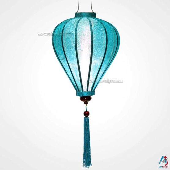 Lampion Asiatique en Soie Bleu Clair de la ville de Hoi An au Vietnam, Lanterne Traditionnel en Tissu, Bambou et Bois | Décoration et Artisanat Asiatique - Article vendu par la Boutique Art-saigon.com