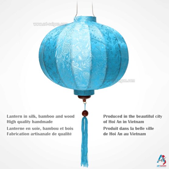 Lampion Asiatique en Soie Bleu Clair de la ville de Hoi An au Vietnam, Lanterne Traditionnel en Tissu, Bambou et Bois | Décoration et Artisanat Asiatique - Article vendu par la Boutique Art-saigon.com