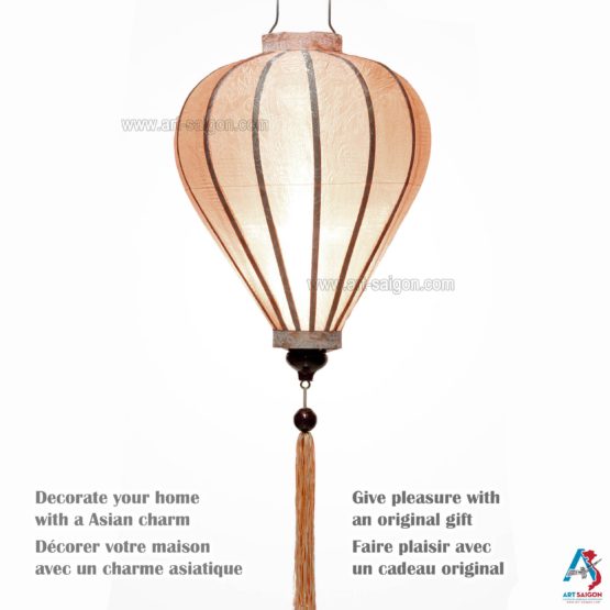 Lampion Asiatique en Soie Champagne Rosé de la ville de Hoi An au Vietnam, Lanterne Traditionnel en Tissu, Bambou et Bois | Décoration et Artisanat Asiatique - Article vendu par la Boutique Art-saigon.com