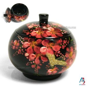 Boite Ronde en Bois Laqué Noir, Motif Fleurs de Cerisier Rouges. Décoration et Artisanat du Vietnam. Article vendu par la Boutique Art-saigon.com