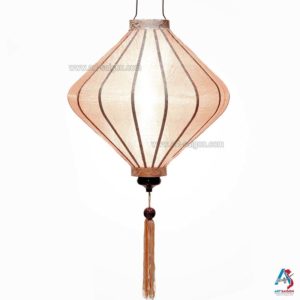 Lampion Asiatique en Soie Champagne Rosé de la ville de Hoi An au Vietnam, Lanterne Traditionnel en Tissu, Bambou et Bois | Décoration et Artisanat Asiatique - Article vendu par la Boutique Art-saigon.com