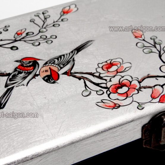 Boite Bijoux en Bois Laqué Argenté, Motif Couple d'Oiseaux et Fleurs de Cerisier. Décoration et Artisanat du Vietnam. Article vendu par la Boutique Art-saigon.com