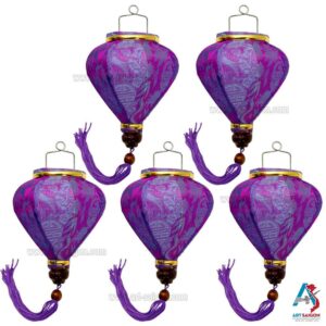 Lampion Asiatique en Soie Mauve de la ville de Hoi An au Vietnam, Lanterne Traditionnel en Tissu, Bambou et Bois | Décoration et Artisanat Asiatique - Article vendu par la Boutique Art-saigon.com
