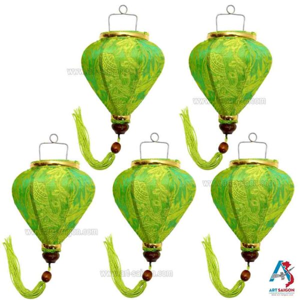 Lampion Asiatique en Soie Vert de la ville de Hoi An au Vietnam, Lanterne Traditionnel en Tissu, Bambou et Bois | Décoration et Artisanat Asiatique - Article vendu par la Boutique Art-saigon.com
