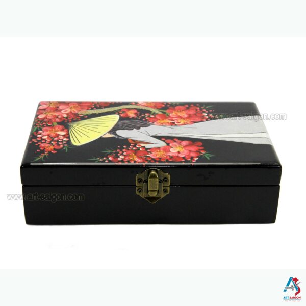Boite Bijoux en Bois Laqué "Femme Vietnamienne et Fleurs de Cerisier". Décoration et Artisanat du Vietnam. Article vendu par la Boutique Art-saigon.com