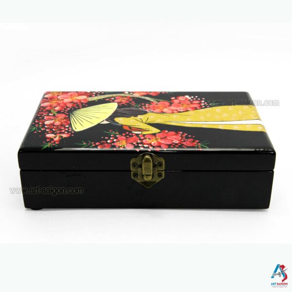 Boite Bijoux en Bois Laqué "Femme Vietnamienne et Fleurs de Cerisier". Décoration et Artisanat du Vietnam. Article vendu par la Boutique Art-saigon.com