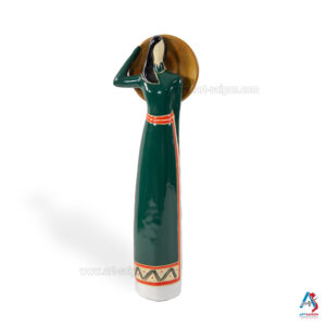 Statuette Figurine en Terre Cuite Peint, Sculpture à la Main - Décoration et Artisanat du Vietnam