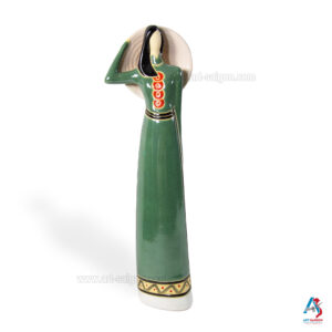 Statuette Figurine en Terre Cuite Peint, Sculpture à la Main - Décoration et Artisanat du Vietnam